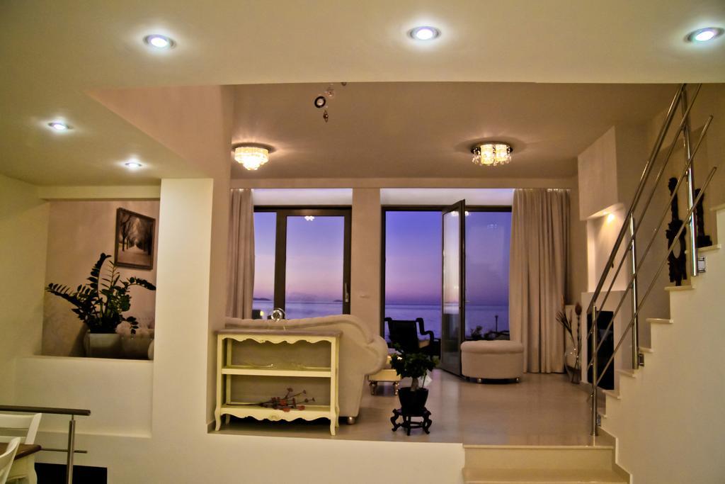 Sea View Beachfront Villa Maria Gouves Exterior photo