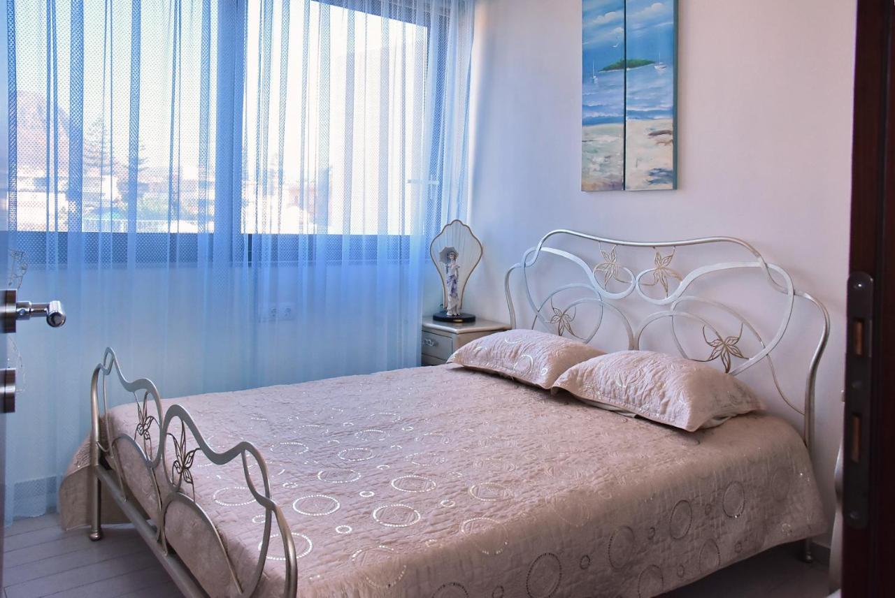 Sea View Beachfront Villa Maria Gouves Exterior photo